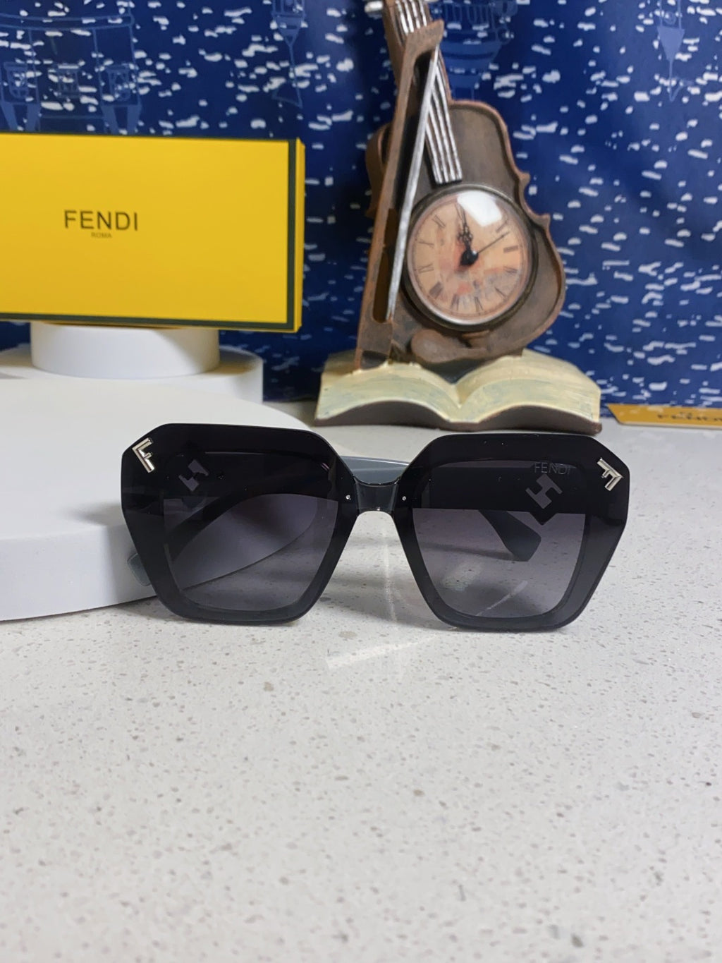 Fendi Cat-Eye Black Lens Sunglasses for Men & Women - 132612 - detail image 8