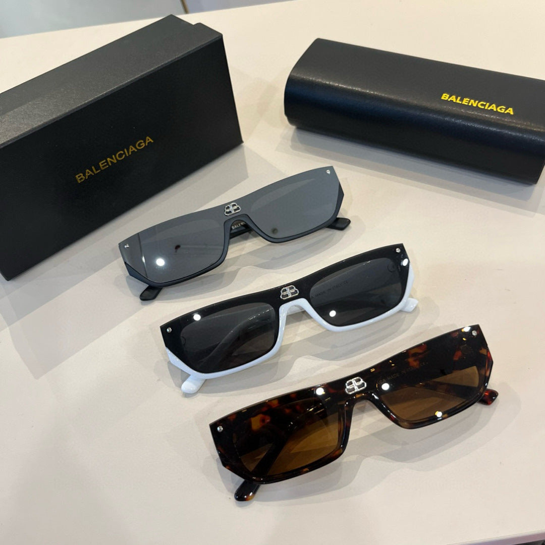 Balenciaga Rectangular Gray Lens Sunglasses for Men & Women - detail image 8