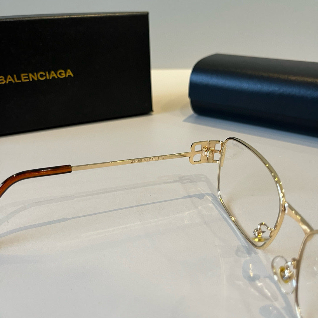Balenciaga Rectangular Silver Lens Sunglasses for Men & Women - 382931 - detail image 5