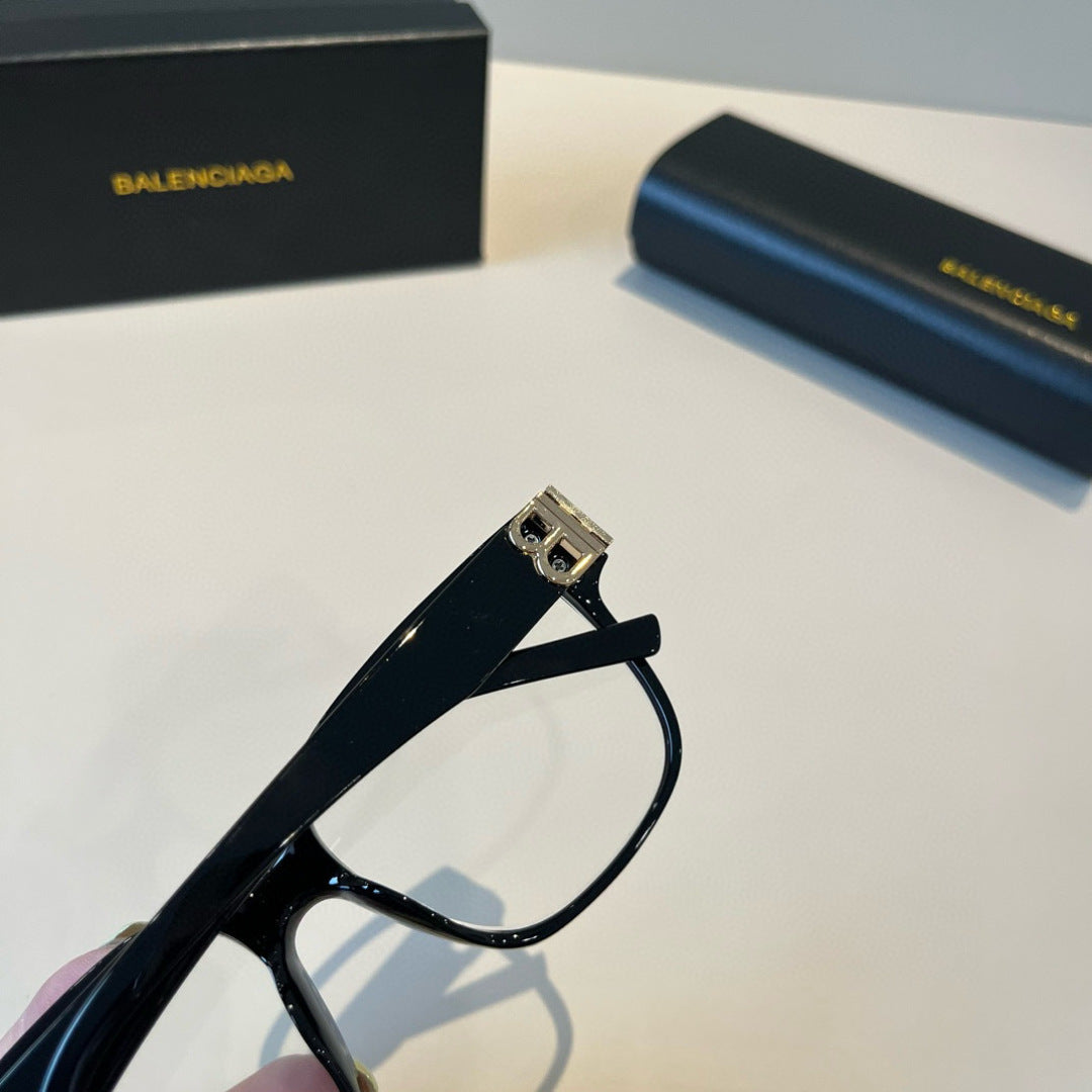 Balenciaga Folding Square Black Lens Sunglasses for Men & Women - 487501 - detail image 8