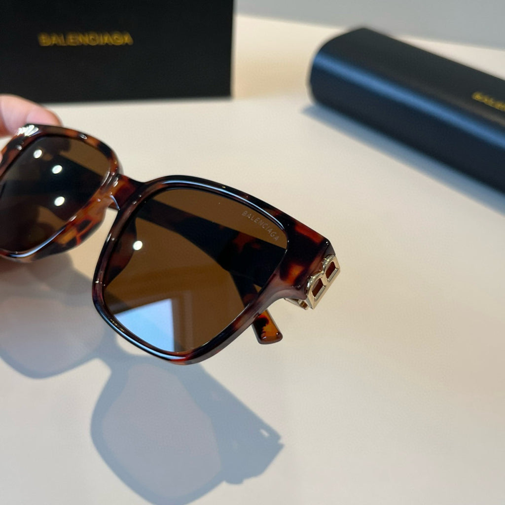 Balenciaga Folding Square Black Lens Sunglasses for Men & Women - 416141 - detail image 6