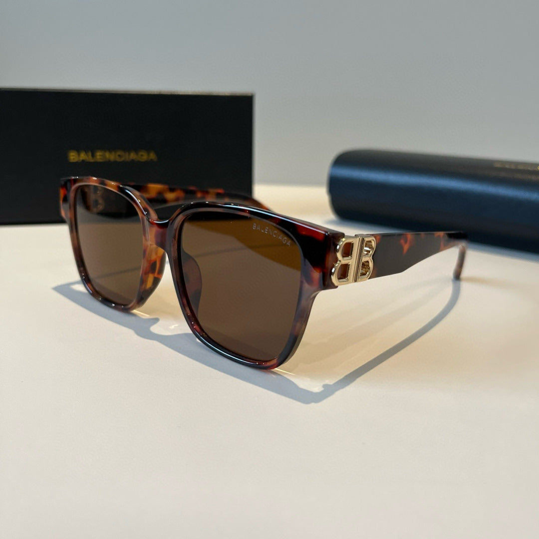 Balenciaga Folding Square Black Lens Sunglasses for Men & Women - 487502 - detail image 3