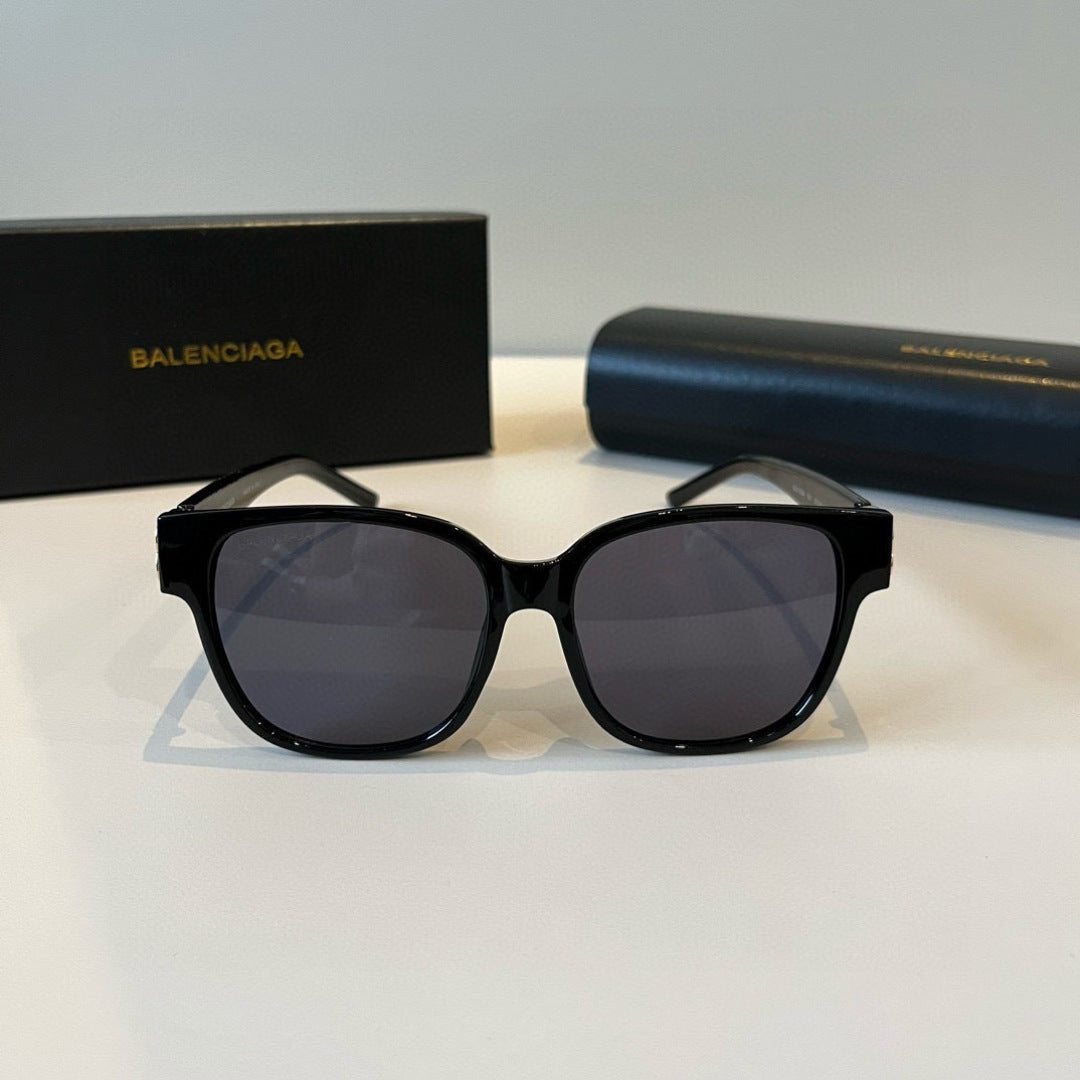 Balenciaga Folding Square Black Lens Sunglasses for Men & Women - 466036 - detail image 2