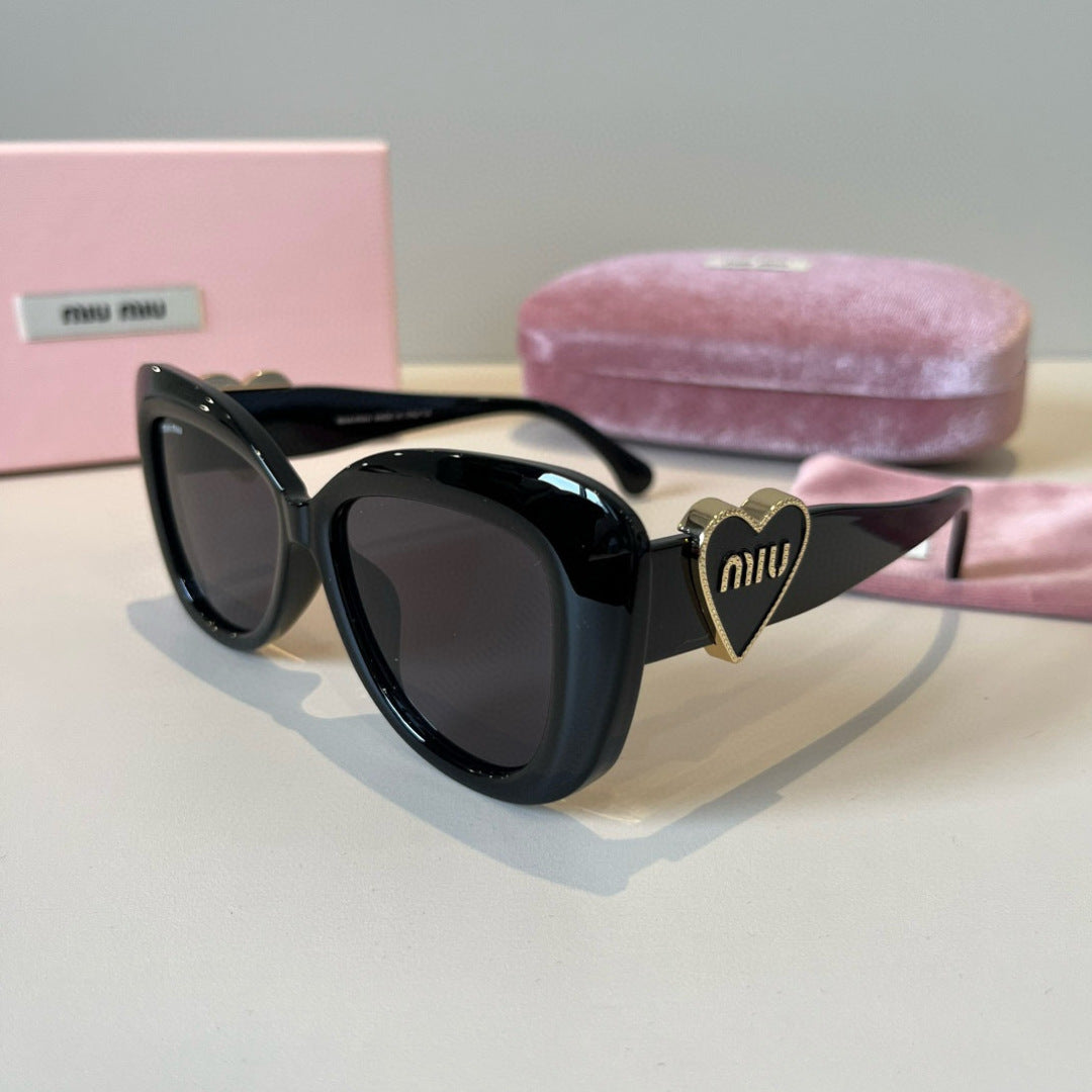 Miu Miu Fashion Black Lens Sunglasses for Men & Women - 449756 - detail image 3