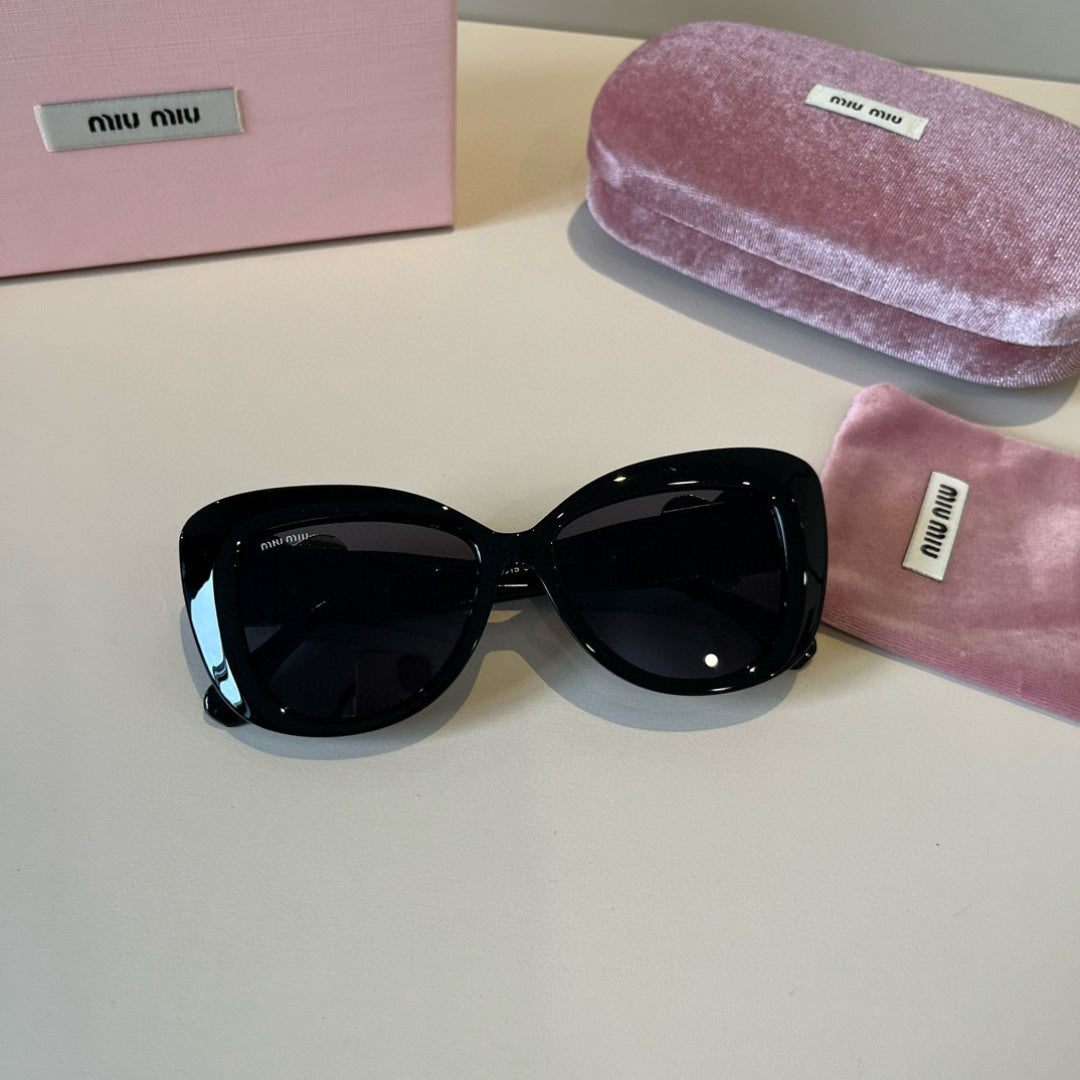 Miu Miu Fashion Black Lens Sunglasses for Men & Women - 449756 - detail image 4