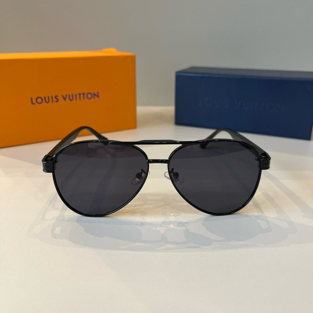 Louis Vuitton Metal Aviator Black Lens Sunglasses for Men & Women - 371433 - detail image 2