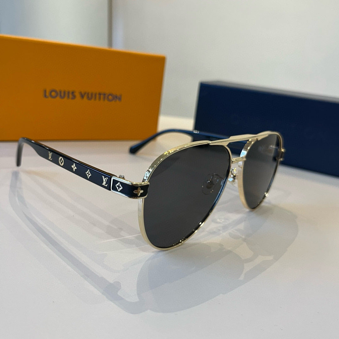 Louis Vuitton Metal Aviator Silver Lens Sunglasses for Men & Women - 371434
