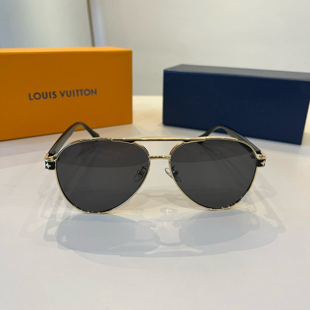Louis Vuitton Metal Aviator Silver Lens Sunglasses for Men & Women - 371434 - detail image 2