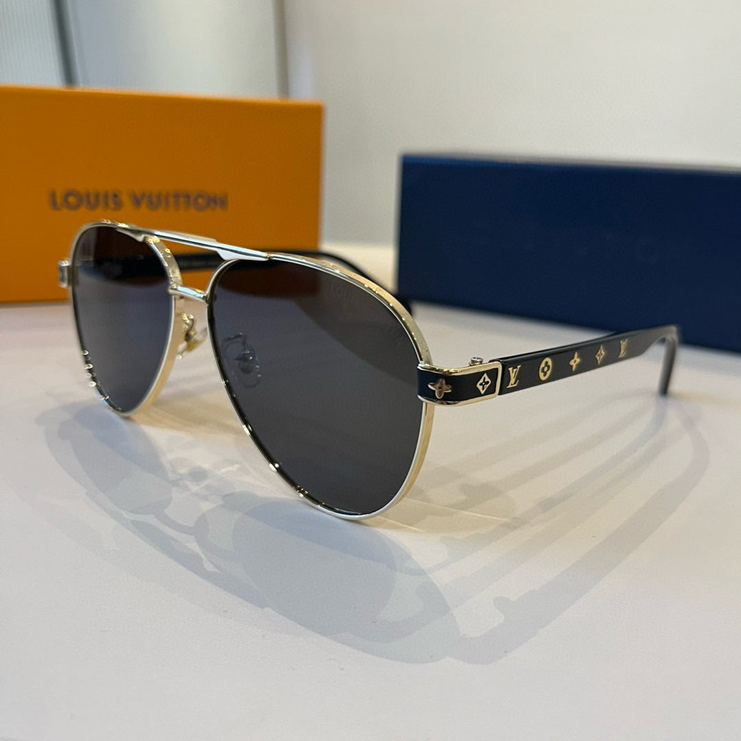 Louis Vuitton Metal Aviator Silver Lens Sunglasses for Men & Women - 371434 - detail image 3
