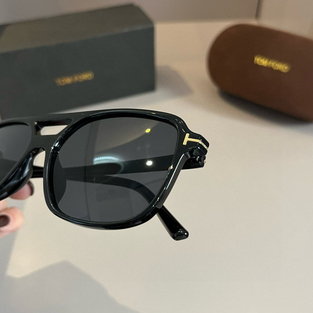 Tom Ford Fashion Silver Lens Sunglasses for Men & Women - 449935 - detail image 7