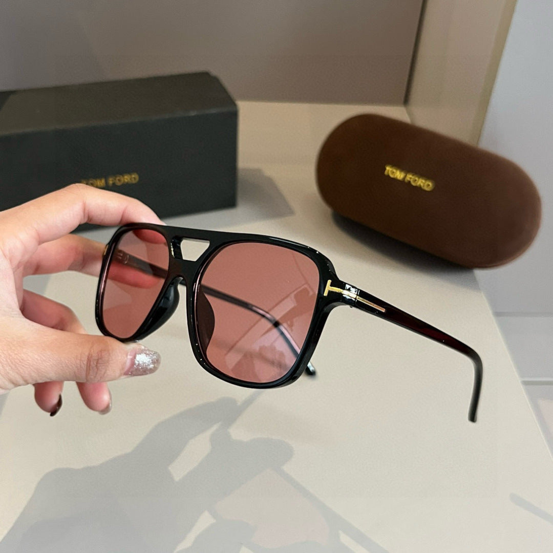 Tom Ford Fashion Red Lens Sunglasses for Men & Women - 449937 - detail image 4
