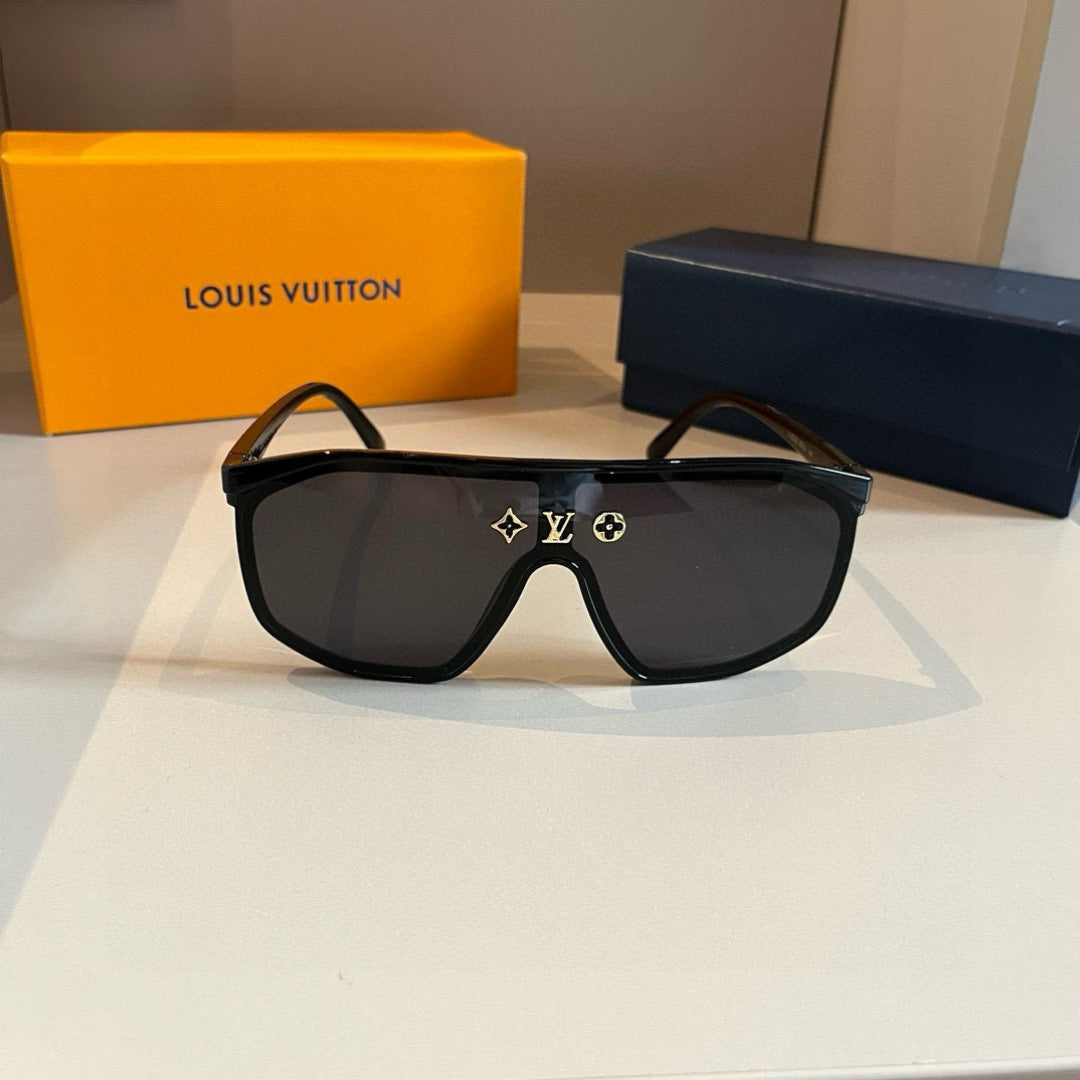 Louis Vuitton Polarized Fashion Gold Lens Sunglasses for Men - 414800 - detail image 2