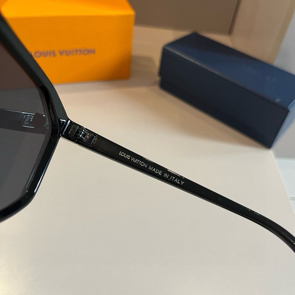 Louis Vuitton Polarized Fashion Gold Lens Sunglasses for Men - 414800 - detail image 8