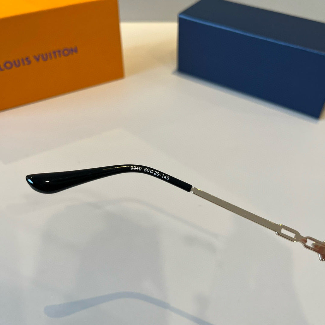 Louis Vuitton Fashion Silver Lens Sunglasses for Men & Women - 371437 - detail image 9