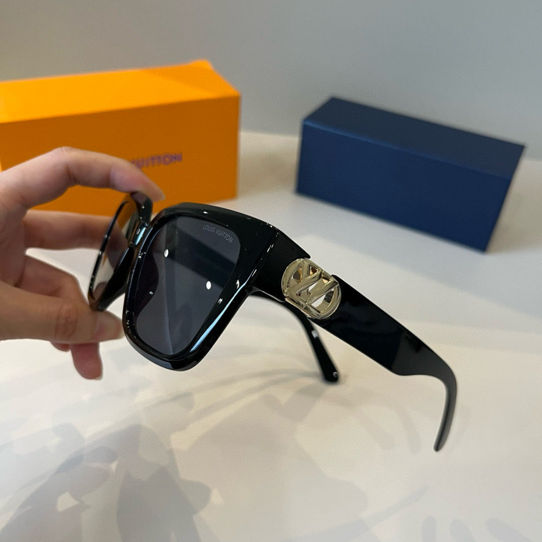 Louis Vuitton Slim Black Lens Sunglasses for Men & Women - 371438 - detail image 7