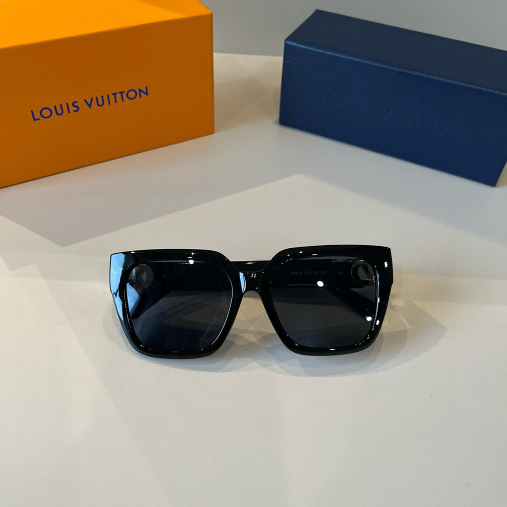 Louis Vuitton Slim Black Lens Sunglasses for Men & Women - 371438 - detail image 4