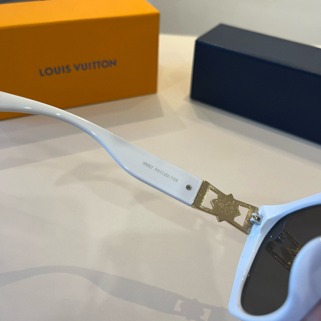 Louis Vuitton Fashion Silver Lens Sunglasses for Men & Women - 371440 - detail image 9
