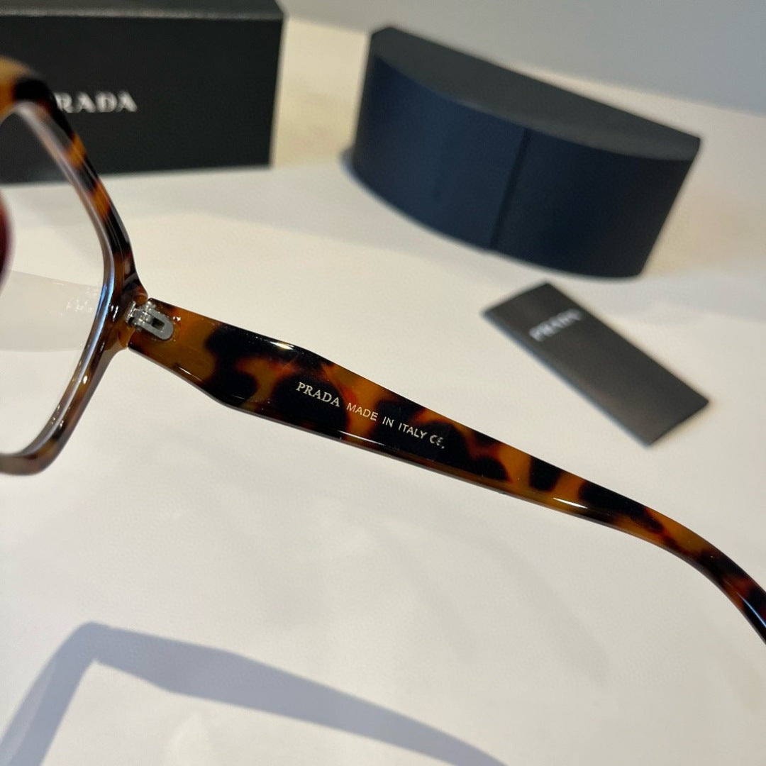 Prada Fashion Black Lens Sunglasses for Men & Women - 372102 - detail image 9