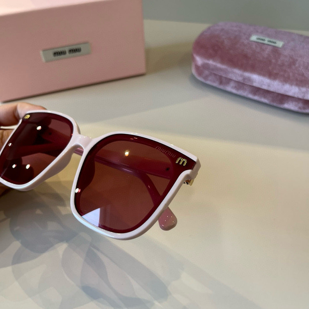 Miu Miu Fashion Red Lens Sunglasses for Men & Women - 487584 - detail image 4
