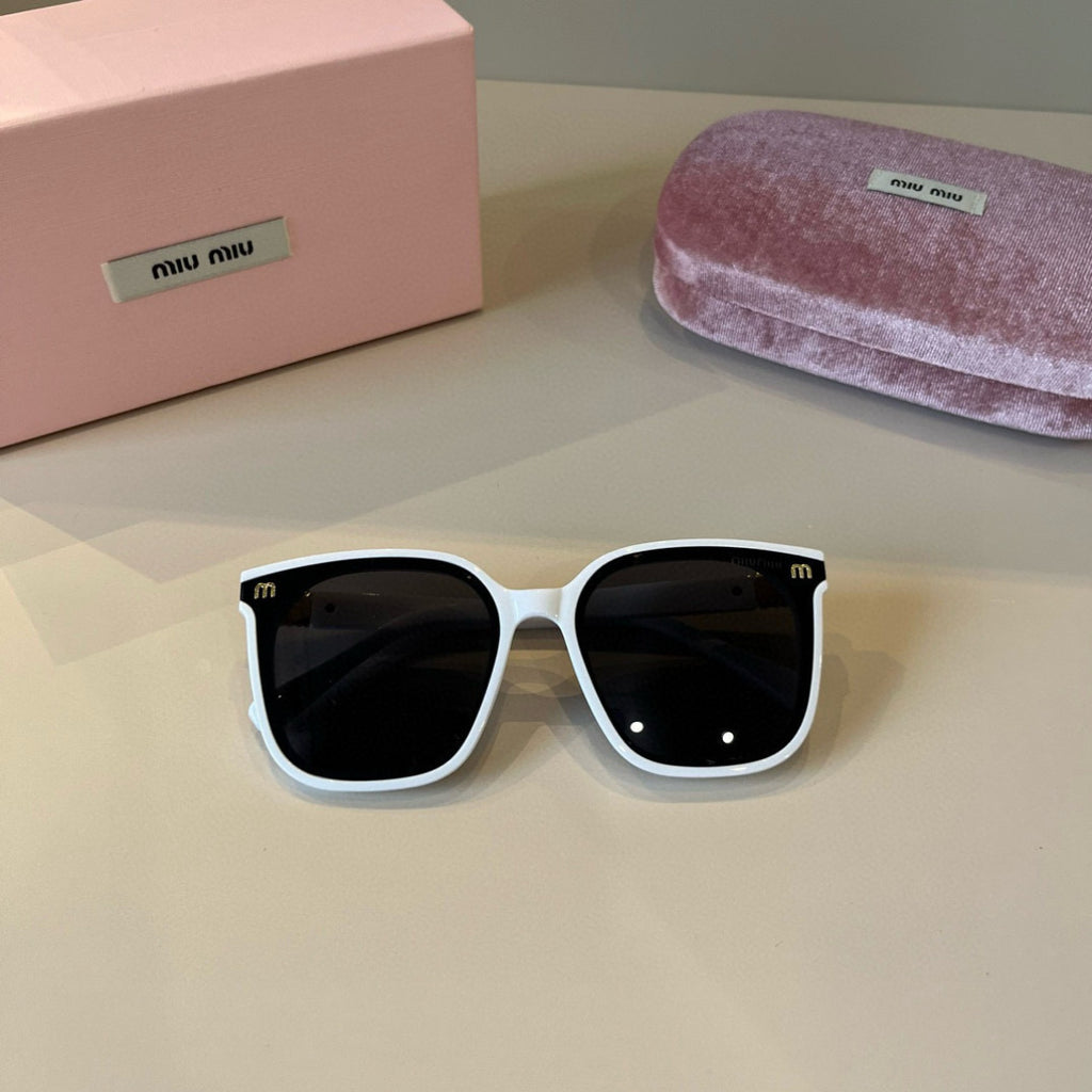 Miu Miu Fashion Silver Lens Sunglasses for Men & Women - 487585 - detail image 4