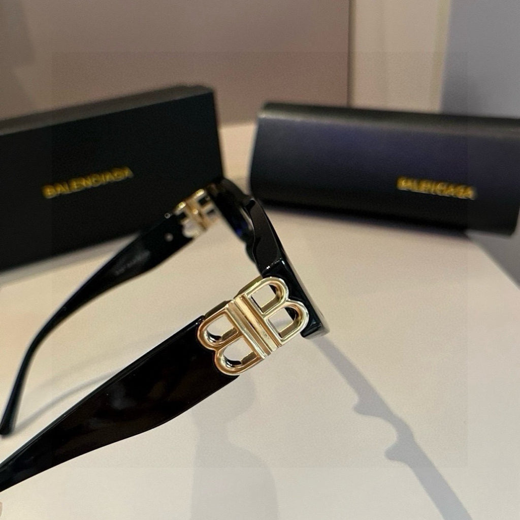 Balenciaga Rectangular Gold Lens Sunglasses for Men & Women - 466044 - detail image 2