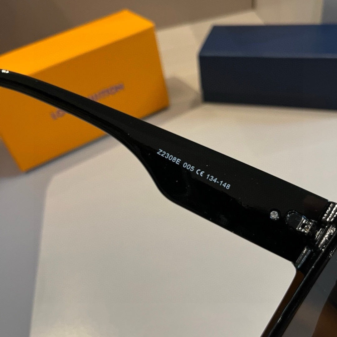Louis Vuitton Fashion Red Lens Sunglasses for Men & Women - 398068 - detail image 7