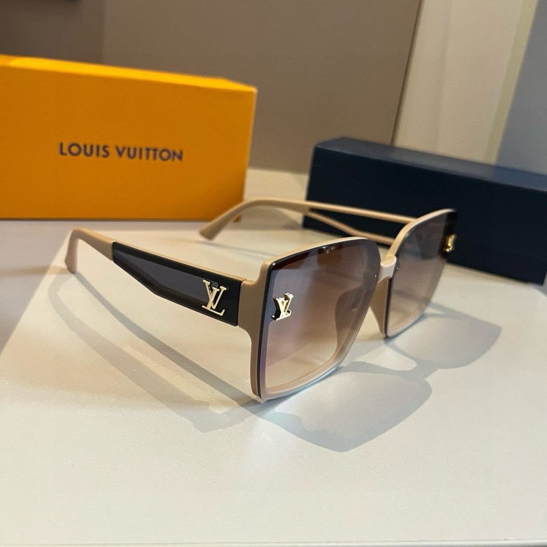 Louis Vuitton Fashion Gold Lens Sunglasses for Men & Women - 381795