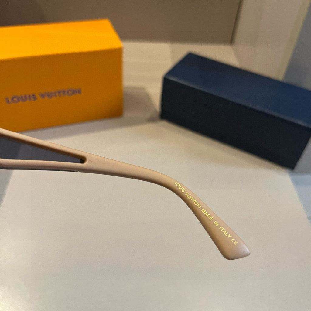 Louis Vuitton Fashion Gold Lens Sunglasses for Men & Women - 381795 - detail image 8