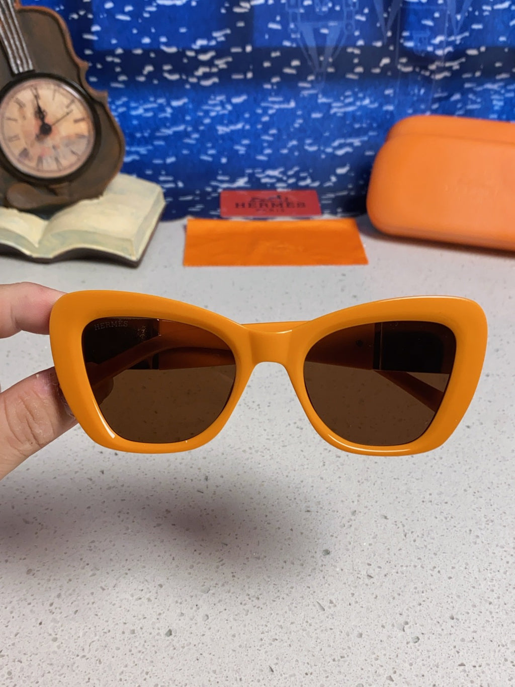 Hermès Cat-Eye Orange Lens Sunglasses for Men & Women - 358937 - detail image 4