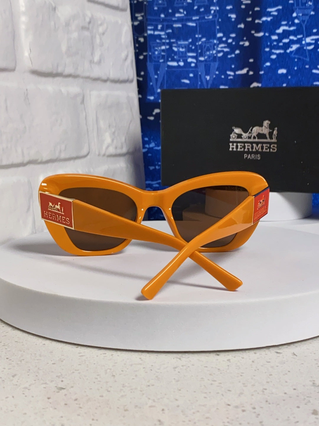 Hermès Cat-Eye Orange Lens Sunglasses for Men & Women - detail image 3