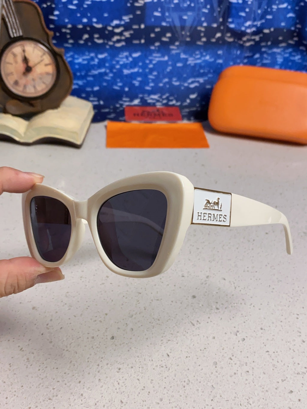 Hermès Cat-Eye Silver Lens Sunglasses for Men & Women - 488105 - detail image 6