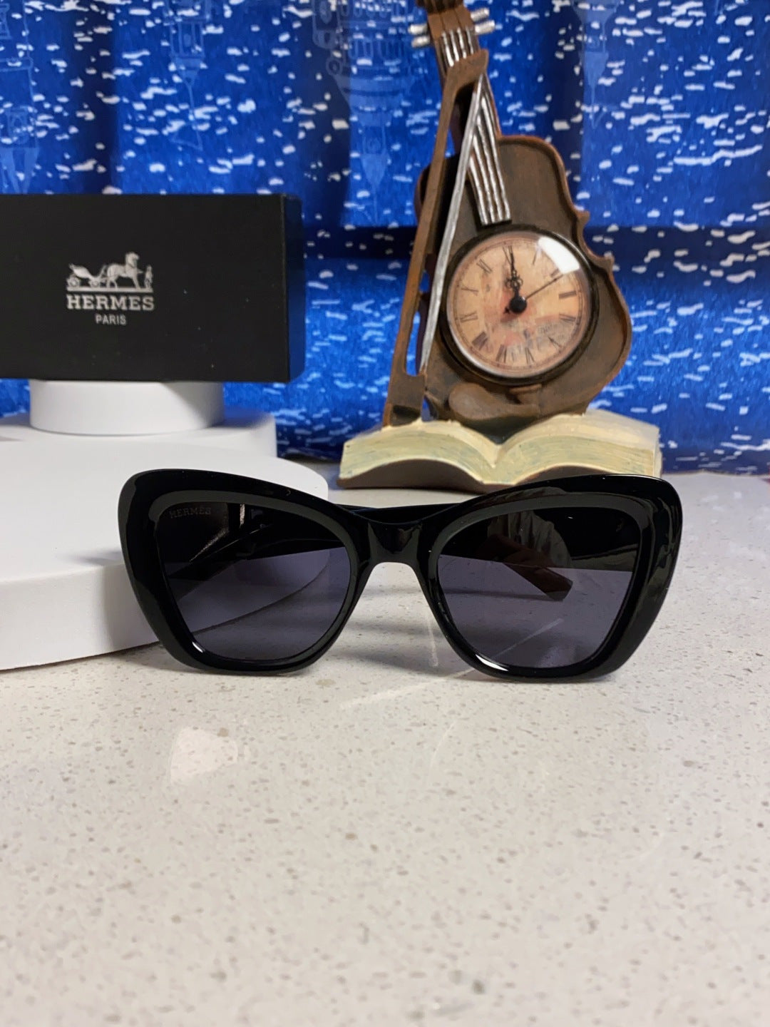 Hermès Cat-Eye Black Lens Sunglasses for Men & Women - detail image 9