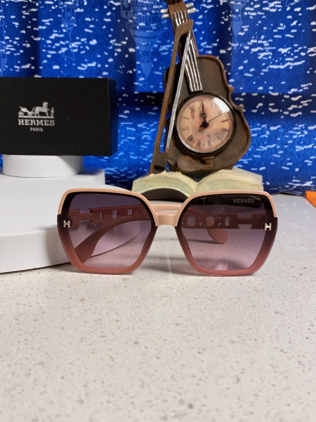 Hermès Polarized Round Red Lens Sunglasses for Women - detail image 9