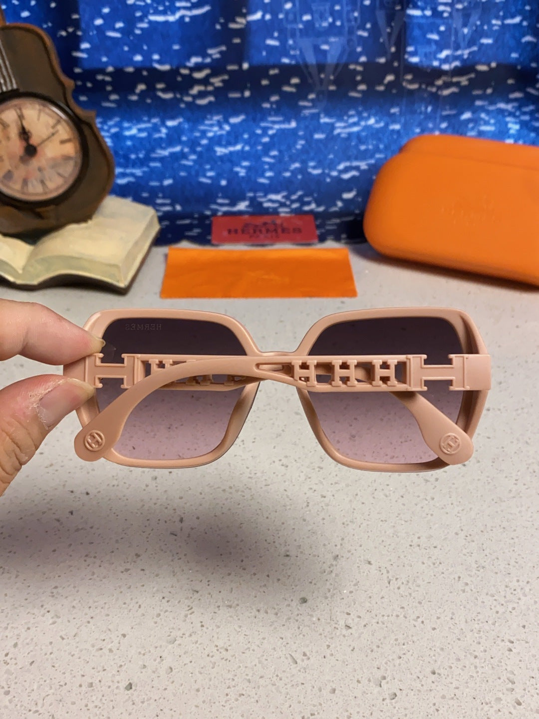 Hermès Polarized Round Red Lens Sunglasses for Women - detail image 5
