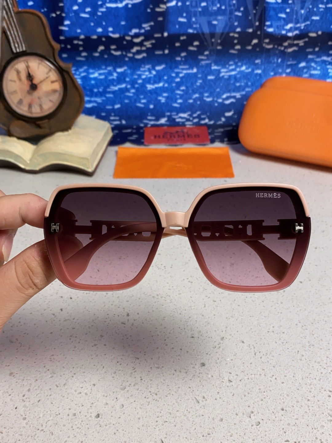 Hermès Polarized Round Red Lens Sunglasses for Women - detail image 4
