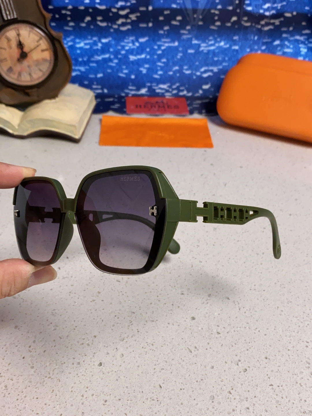 Hermès Polarized Round Silver Lens Sunglasses for Women - detail image 6
