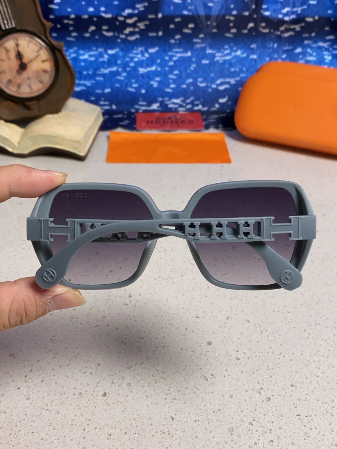 Hermès Polarized Round Gray Lens Sunglasses for Women - detail image 5
