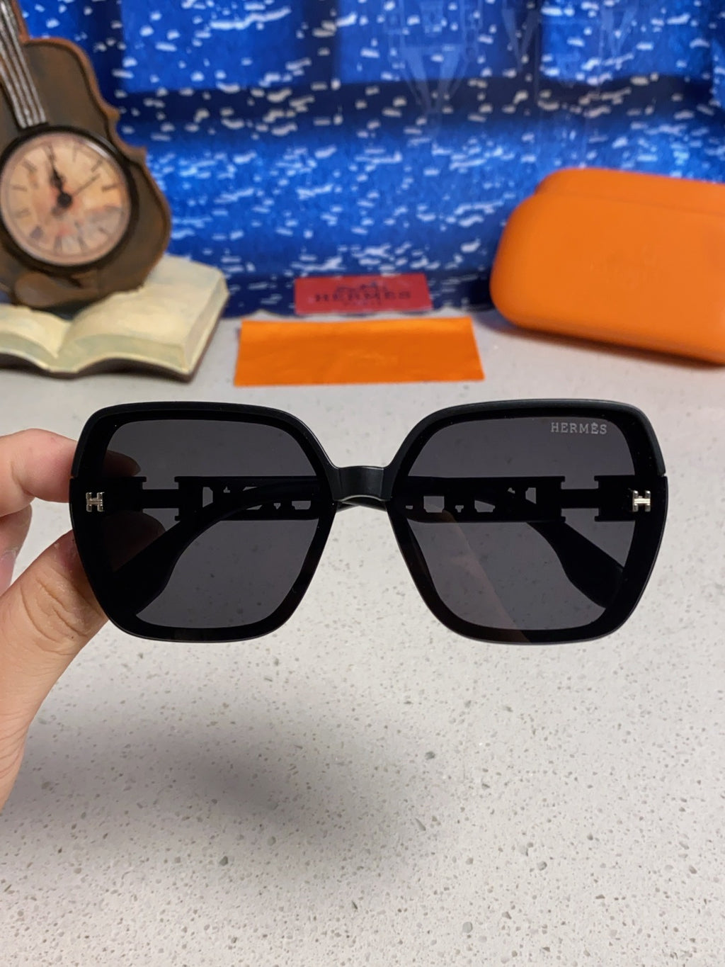 Hermès Polarized Round Black Lens Sunglasses for Women - 358931 - detail image 4