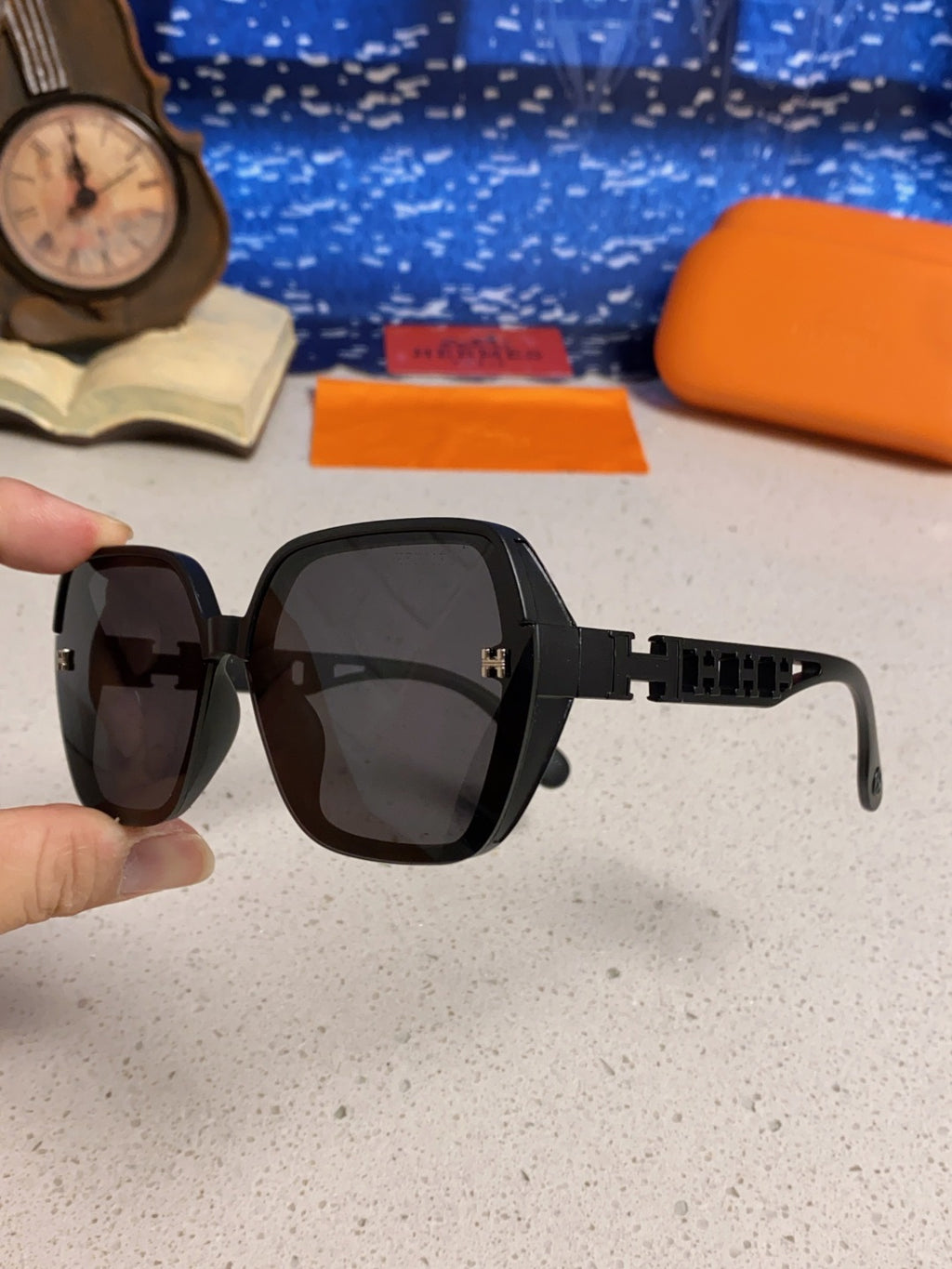 Hermès Polarized Round Black Lens Sunglasses for Women - 358931 - detail image 6