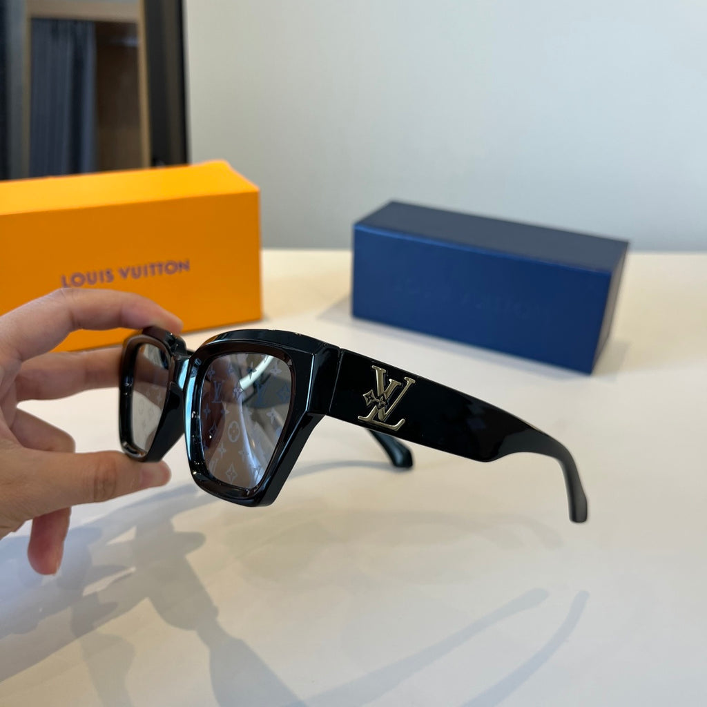 Louis Vuitton Metal Aviator Silver Lens Sunglasses for Men & Women - 357671 - detail image 4