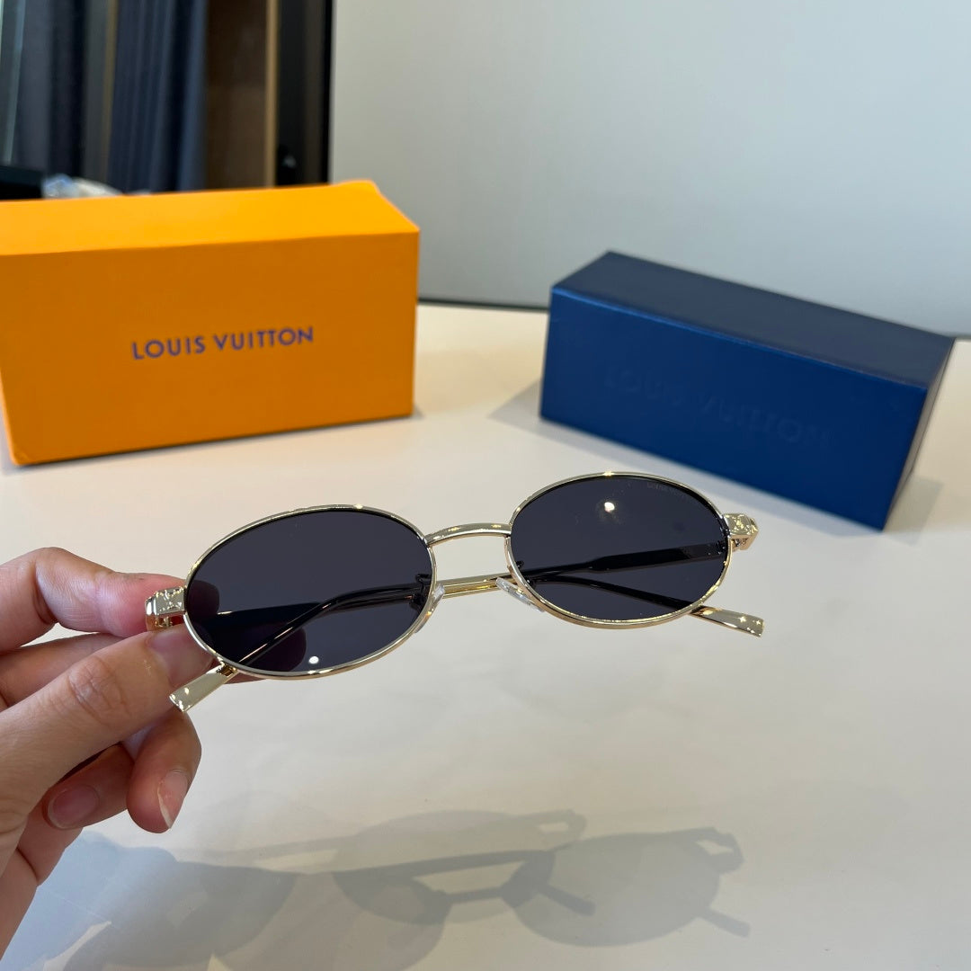 Louis Vuitton Metal Fashion Silver Lens Sunglasses for Men & Women - 357673 - detail image 10