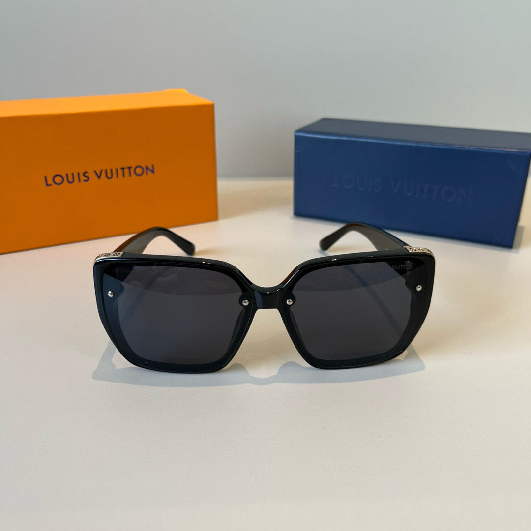 Louis Vuitton Fashion Black Lens Sunglasses for Men & Women - 357675 - detail image 2