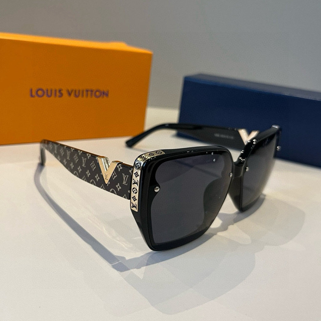 Louis Vuitton Fashion Black Lens Sunglasses for Men & Women - 357676
