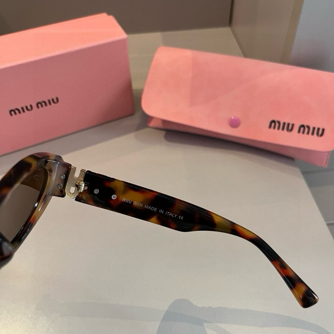 Miu Miu Cat-Eye Gold Lens Sunglasses for Men & Women - 399157 - detail image 7