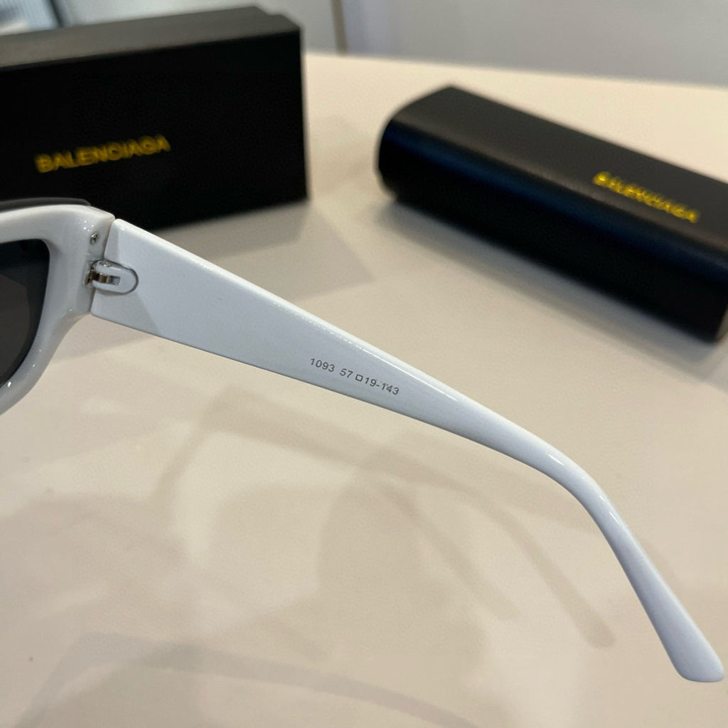 Balenciaga Rectangular Silver Lens Sunglasses for Men & Women - 358640 - detail image 7