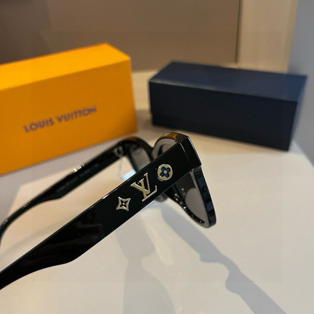 Louis Vuitton Metal Fashion Gold Lens Sunglasses for Men & Women - 357603 - detail image 2