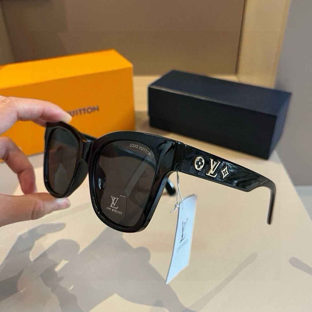 Louis Vuitton Metal Fashion Gold Lens Sunglasses for Men & Women - 357603 - detail image 4