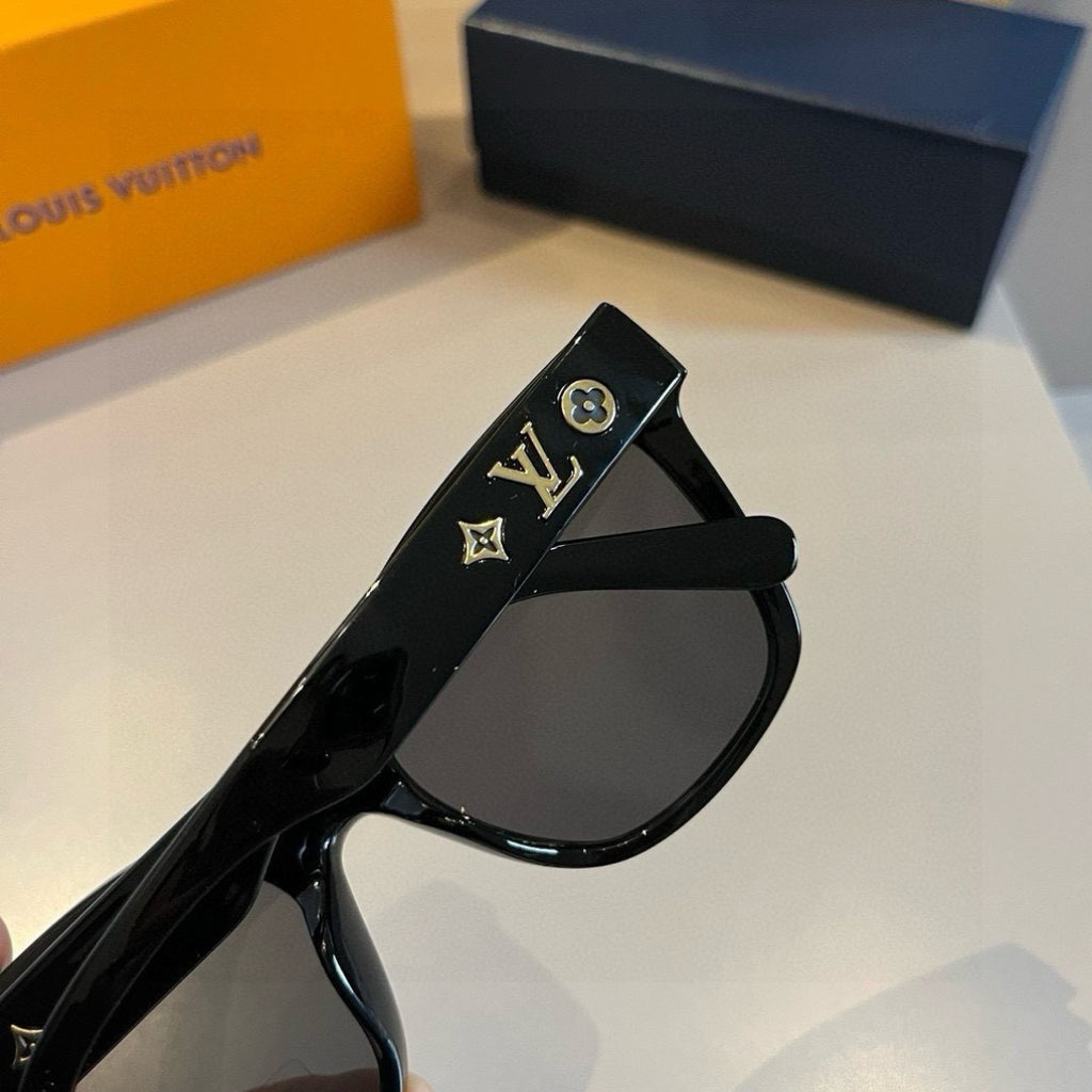 Louis Vuitton Metal Fashion Gold Lens Sunglasses for Men & Women - 357603 - detail image 5