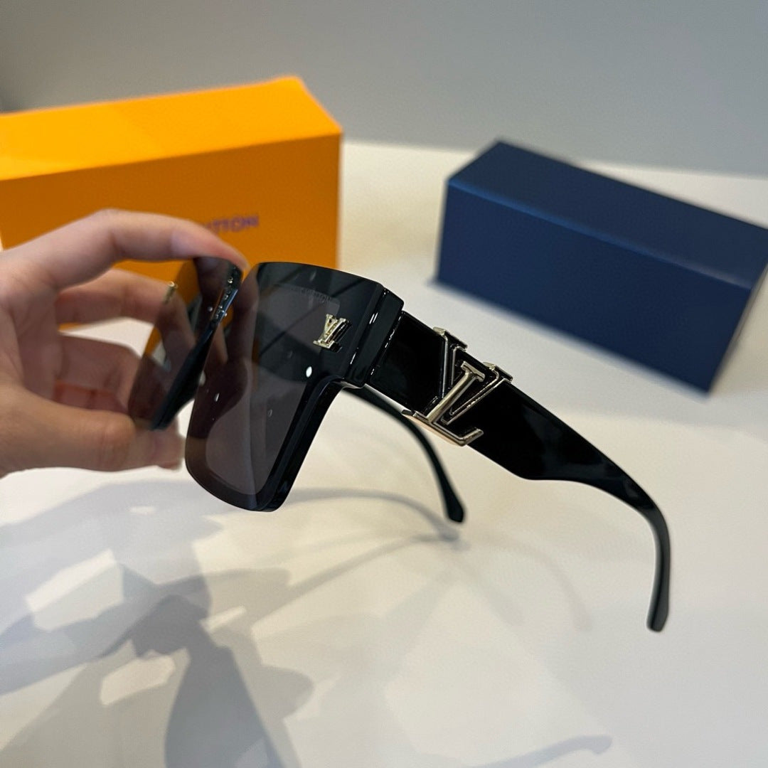 Louis Vuitton Fashion Black Lens Sunglasses for Men & Women - 357605 - detail image 4