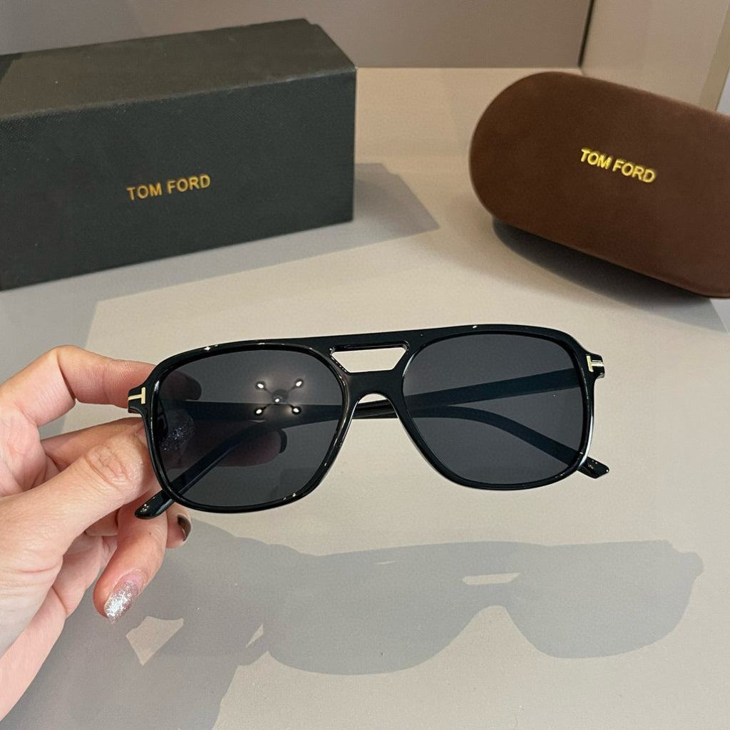 Tom Ford Fashion Silver Lens Sunglasses for Men & Women - 358850 - detail image 6